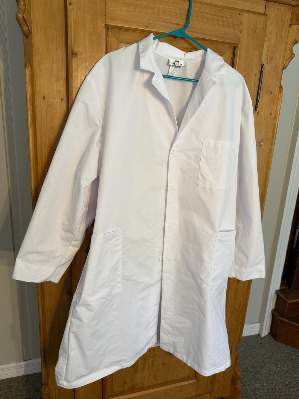 Men’s White Button-Front Lab Coat Sz XL by Meta